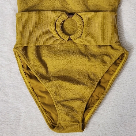 New! Montce Kim Belted One Piece Mari Scrunch Swimsuit - Picture 6 of 11